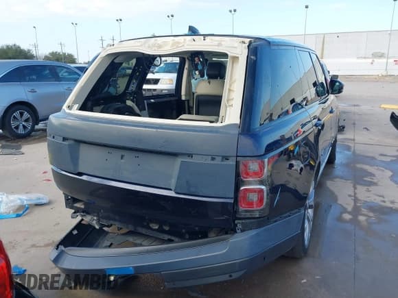 ✅ 2019 Land Rover Range Rover • VIN: SALGS2RE7KA542043 • Lot: 41091478. Listed on IAAI with 39,073 mi. Free auction sales archive from the USA and detailed vehicle history report at DreamBid. Image 4.