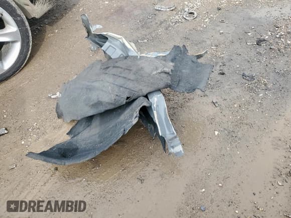 ✅ 2023 Dodge Durango GT • VIN: 1C4RDHDG9PC589866 • Lot: 60899155. Wystawiony na Copart z przebiegiem Nie podano. Bezpłatny archiwum sprzedaży aukcyjnych z USA i szczegółowy raport historii pojazdu na DreamBid. Zdjęcie 13.