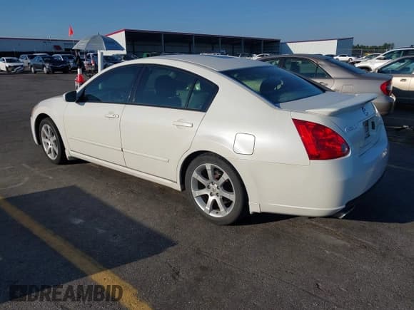 ✅ 2008 Nissan Maxima SE • VIN: 1N4BA41E68C808229 • Lot: 43090347. Listed on IAAI with 150,814 mi. Free auction sales archive from the USA and detailed vehicle history report at DreamBid. Image 3.