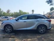 ✅ 2025 Lexus RX 350 • VIN: JTJCHMAA3S2022731 • Lot: 42448224. Listed on IAAI with 3,225 mi. Free auction sales archive from the USA and detailed vehicle history report at DreamBid. Image 15.