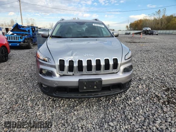 ✅ 2014 Jeep Cherokee Latitude • VIN: 1C4PJLCB4EW283274 • Lot: 91451535. Listed on Copart with 55,336 mi. Free auction sales archive from the USA and detailed vehicle history report at DreamBid. Image 5.