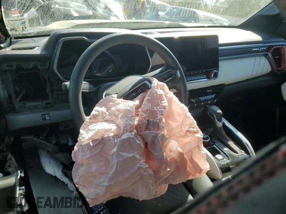 ✅ 2024 GMC Canyon 4WD AT4X • VIN: 1GTP6EEK7R1133432 • Lot: 49871295. Wystawiony na Copart z przebiegiem Nie podano. Bezpłatny archiwum sprzedaży aukcyjnych z USA i szczegółowy raport historii pojazdu na DreamBid. Zdjęcie 8.