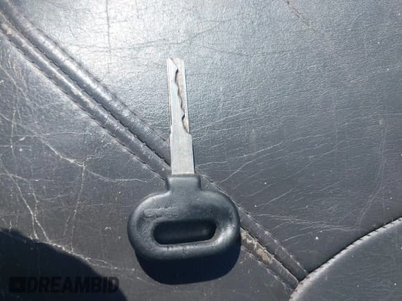 ✅ 1993 Saab 9000 • VIN: YS3CK65B9P1015758 • Lot: 42955994. Wystawiony na IAAI z przebiegiem 114 029 mil. Bezpłatny archiwum sprzedaży aukcyjnych z USA i szczegółowy raport historii pojazdu na DreamBid. Zdjęcie 11.