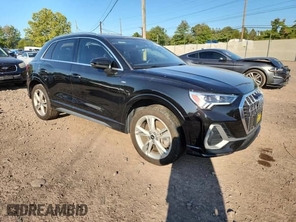 ✅ 2021 Audi Q3 S line Premium Plus • VIN: WA1EECF3XM1102958 • Lot: 72041775. Listed on Copart with 68,883 mi. Free auction sales archive from the USA and detailed vehicle history report at DreamBid. Image 4.