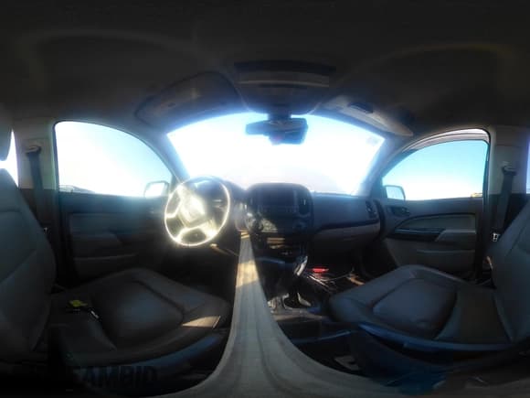 ✅ 2015 GMC Canyon 2WD SLT • VIN: 1GTG5CE33F1217775 • Lot: 41485677. Wystawiony na IAAI z przebiegiem Nie podano. Bezpłatny archiwum sprzedaży aukcyjnych z USA i szczegółowy raport historii pojazdu na DreamBid. Zdjęcie 19.