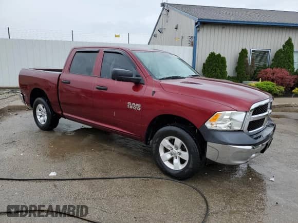 2018 Ram 1500 Express z VIN 1C6RR7KG2JS142685, wystawiony jako Copart lot #52953745 z przebiegiem 192 813 mil mil oraz Nie do naprawy • Non repairable. Historia ofert i sprzedaży dostępna na DreamBid. Obrazek 4.