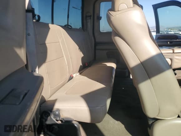 ✅ 2002 Ford F-250 XL • VIN: 1FTNX20F22ED34621 • Лот: 62929955. Опубликован ранее на Copart с пробегом 402 527 миль. Бесплатный доступ к архиву аукционных продаж из США и подробный отчёт об истории автомобиля на DreamBid. Изображение 10.