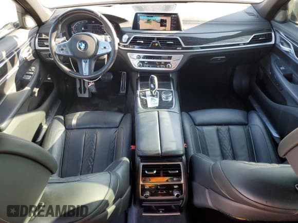 ✅ 2022 BMW 7 Series 750i xDrive • VIN: WBA7U2C03NCH20599 • Lot: 65588015. Listed on Copart with 32,926 mi. Free auction sales archive from the USA and detailed vehicle history report at DreamBid. Image 8.