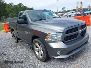 2013 Ram 1500 Express z VIN 3C6JR6AT7DG508514, wystawiony jako IAAI lot #42220733 z przebiegiem 204 145 mil mil oraz . Historia ofert i sprzedaży dostępna na DreamBid. Obrazek 1.