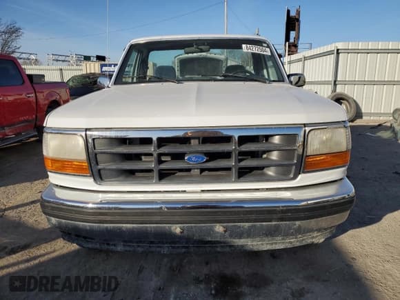 ✅ 1995 Ford F-150 • VIN: 1FTEF15N5SNA83705 • Lot: 84272504. Wystawiony na Copart z przebiegiem 156 826 mil. Bezpłatny archiwum sprzedaży aukcyjnych z USA i szczegółowy raport historii pojazdu na DreamBid. Zdjęcie 5.