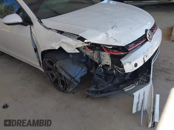 ✅ 2020 Volkswagen Golf GTI S • VIN: 3VW5T7AU1LM014723 • Лот: 42761810. Опубликован ранее на IAAI с пробегом 33 507 миль. Бесплатный доступ к архиву аукционных продаж из США и подробный отчёт об истории автомобиля на DreamBid. Изображение 6.