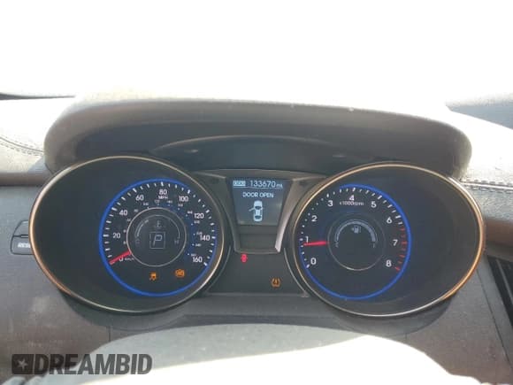 ✅ 2014 Hyundai Genesis Coupe Premium • VIN: KMHHT6KD6EU113945 • Lot: 47502565. Wystawiony na Copart z przebiegiem 133 670 mil. Bezpłatny archiwum sprzedaży aukcyjnych z USA i szczegółowy raport historii pojazdu na DreamBid. Zdjęcie 9.