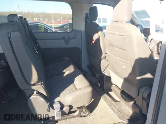 ✅ 2018 Ford Transit XL • VIN: 1FBZX2ZG1JKA16216 • Lot: 41306758. Listed on IAAI with 215,418 mi. Free auction sales archive from the USA and detailed vehicle history report at DreamBid. Image 8.