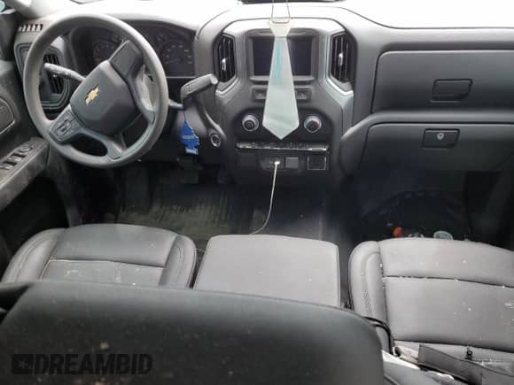 ✅ 2025 Chevrolet Silverado 1500 Work Truck • VIN: 1GCPAAEK2SZ103480 • Lot: 80484055. Wystawiony na Copart z przebiegiem 41 027 mil. Bezpłatny archiwum sprzedaży aukcyjnych z USA i szczegółowy raport historii pojazdu na DreamBid. Zdjęcie 8.