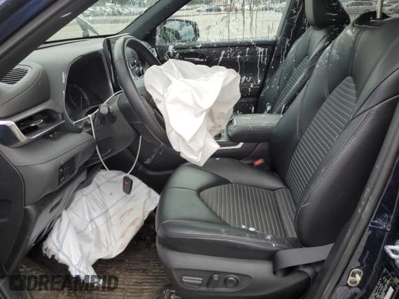 ✅ 2021 Toyota Highlander XSE • VIN: 5TDLZRBH4MS113995 • Lot: 53573835. Listed on Copart with Not provided. Free auction sales archive from the USA and detailed vehicle history report at DreamBid. Image 7.