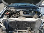 ✅ 2007 Lincoln Mark LT • VIN: 5LTPW18577FJ11300 • Lot: 70647344. Wystawiony na Copart z przebiegiem 128 756 mil. Bezpłatny archiwum sprzedaży aukcyjnych z USA i szczegółowy raport historii pojazdu na DreamBid. Zdjęcie 12.