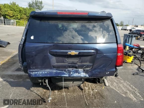 ✅ 2018 Chevrolet Suburban LT • VIN: 1GNSCHKC8JR395216 • Lot: 91596475. Listed on Copart with 38,062 mi. Free auction sales archive from the USA and detailed vehicle history report at DreamBid. Image 6.