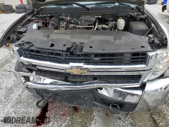 ✅ 2008 Chevrolet Silverado 2500HD LTZ • VIN: 1GCHK236X8F162770 • Лот: 90328175. Опубликован ранее на Copart с пробегом 179 990 миль. Бесплатный доступ к архиву аукционных продаж из США и подробный отчёт об истории автомобиля на DreamBid. Изображение 11.