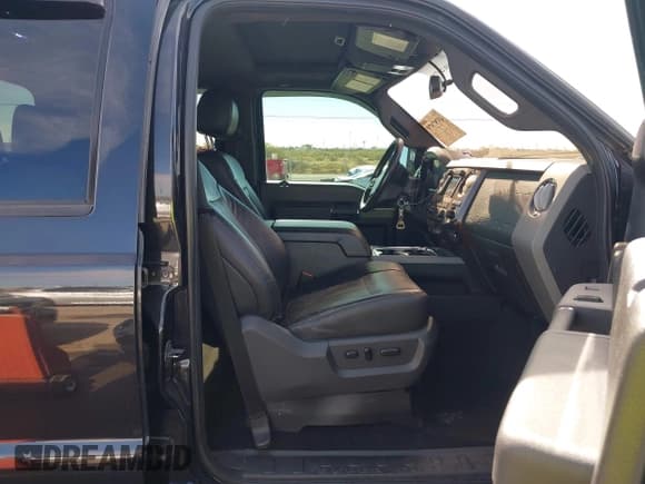✅ 2011 Ford F-250 Lariat • VIN: 1FT7W2BT0BEA41797 • Lot: 43797979. Listed on IAAI with 231,580 mi. Free auction sales archive from the USA and detailed vehicle history report at DreamBid. Image 5.