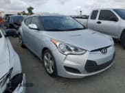 ✅ 2015 Hyundai Veloster • VIN: KMHTC6ADXFU232322 • Lot: 68891114. Wystawiony na Copart z przebiegiem 93 623 mil. Bezpłatny archiwum sprzedaży aukcyjnych z USA i szczegółowy raport historii pojazdu na DreamBid. Zdjęcie 4.