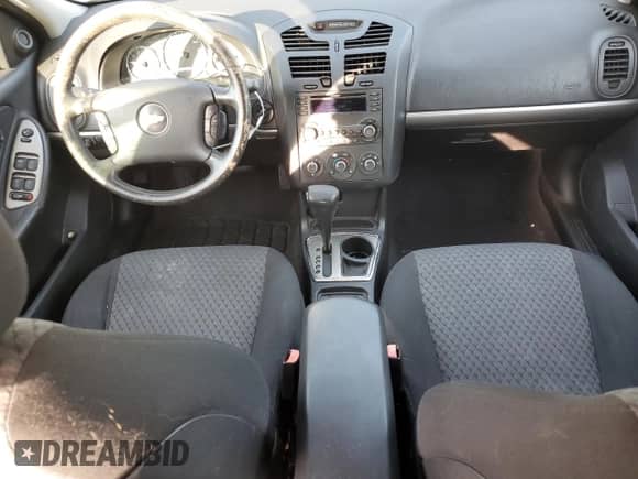 2006 Chevrolet Malibu 2LT z VIN 1G1ZT51836F132670, wystawiony jako Copart lot #79037474 z przebiegiem 153 019 mil mil oraz Szkoda całkowita • Salvage title. Historia ofert i sprzedaży dostępna na DreamBid. Obrazek 8.