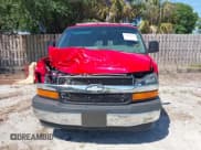 ✅ 2017 Chevrolet Express Cargo • VIN: 1GCWGAFG3H1350048 • Lot: 41881164. Wystawiony na IAAI z przebiegiem 115 430 mil. Bezpłatny archiwum sprzedaży aukcyjnych z USA i szczegółowy raport historii pojazdu na DreamBid. Zdjęcie 13.