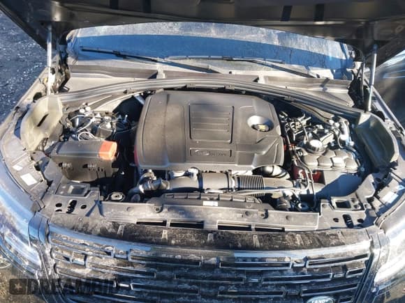 ✅ 2025 Land Rover Range Rover Velar Dynamic SE • VIN: SALYL2EX7SA391827 • Lot: 41430644. Listed on IAAI with 4,063 mi. Free auction sales archive from the USA and detailed vehicle history report at DreamBid. Image 10.