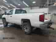 2013 Chevrolet Silverado 3500HD Work Truck z VIN 1GC0KZCG6DZ190606, wystawiony jako IAAI lot #42376277 z przebiegiem 229 301 mil mil oraz . Historia ofert i sprzedaży dostępna na DreamBid. Obrazek 3.