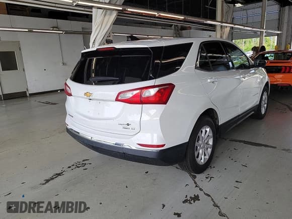 ✅ 2020 Chevrolet Equinox LT • VIN: 3GNAXUEV8LS700767 • Лот: 43106005. Опубликован ранее на IAAI с пробегом 141 497 миль. Бесплатный доступ к архиву аукционных продаж из США и подробный отчёт об истории автомобиля на DreamBid. Изображение 1.