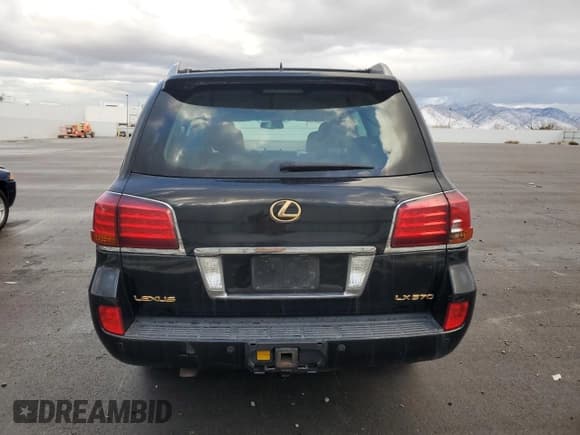 ✅ 2008 Lexus LX 570 • VIN: JTJHY00W984001648 • Lot: 80642874. Listed on Copart with 316,605 mi. Free auction sales archive from the USA and detailed vehicle history report at DreamBid. Image 6.
