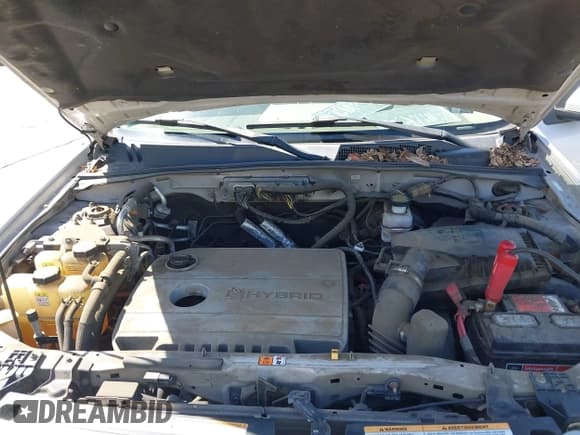 ✅ 2009 Ford Escape Hybrid • VIN: 1FMCU49379KA87852 • Lot: 42159280. Listed on IAAI with 155,054 mi. Free auction sales archive from the USA and detailed vehicle history report at DreamBid. Image 10.