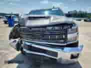 2017 Chevrolet Silverado 2500HD LTZ с VIN 1GC1KWEY4HF156440, выставлен на аукционе Copart как лот 71732905 с пробегом 180 327 миль миль и Списание • Salvage title. История ставок и продаж доступна на DreamBid. Изображение 5.