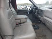 ✅ 2000 Ford F-250 XL • VIN: 1FTNX21S1YEA96071 • Lot: 41480248. Listed on IAAI with 240,009 mi. Free auction sales archive from the USA and detailed vehicle history report at DreamBid. Image 5.