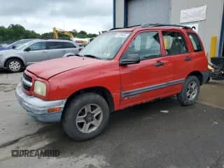 2002 Chevrolet Tracker z VIN 2CNBJ13C626952086, wystawiony jako Copart lot #61258405 z przebiegiem 168 311 mil mil oraz Szkoda całkowita • Salvage title. Historia ofert i sprzedaży dostępna na DreamBid. Obrazek 1.
