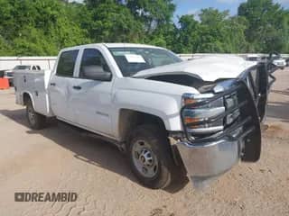 2018 Chevrolet Silverado 2500HD Work Truck z VIN 1GC1KUEG7JF163786, wystawiony jako IAAI lot #42037411 z przebiegiem 109 730 mil mil oraz . Historia ofert i sprzedaży dostępna na DreamBid. Obrazek 1.