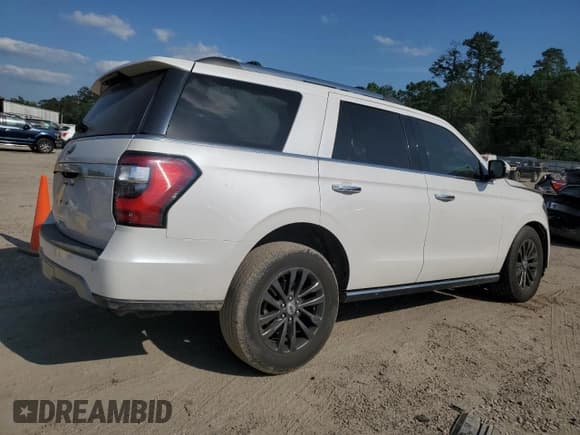 ✅ 2019 Ford Expedition Limited • VIN: 1FMJU1KT6KEA84817 • Lot: 52631795. Listed on Copart with 57,888 mi. Free auction sales archive from the USA and detailed vehicle history report at DreamBid. Image 3.
