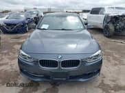 ✅ 2018 BMW 3 Series 330i xDrive • VIN: WBA8D9G58JNU70730 • Lot: 41910509. Listed on IAAI with 64,262 mi. Free auction sales archive from the USA and detailed vehicle history report at DreamBid. Image 12.