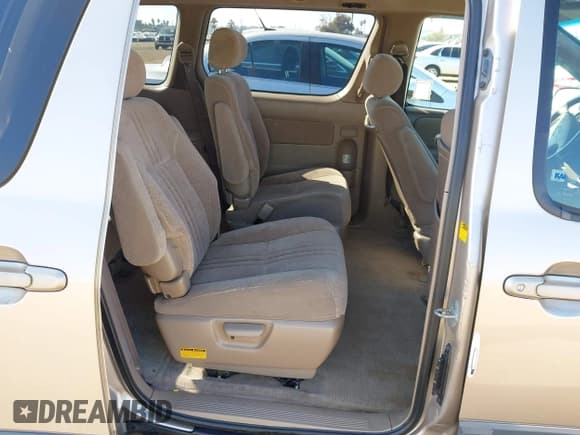 ✅ 2003 Toyota Sienna CE • VIN: 4T3ZF19C13U526419 • Lot: 43626729. Wystawiony na IAAI z przebiegiem 152 113 mil. Bezpłatny archiwum sprzedaży aukcyjnych z USA i szczegółowy raport historii pojazdu na DreamBid. Zdjęcie 8.