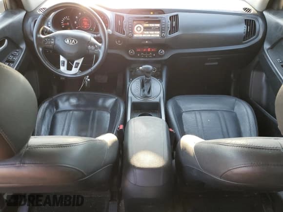 ✅ 2013 Kia Sportage EX • VIN: KNDPC3A21D7385587 • Lot: 52286835. Listed on Copart with 172,043 mi. Free auction sales archive from the USA and detailed vehicle history report at DreamBid. Image 8.