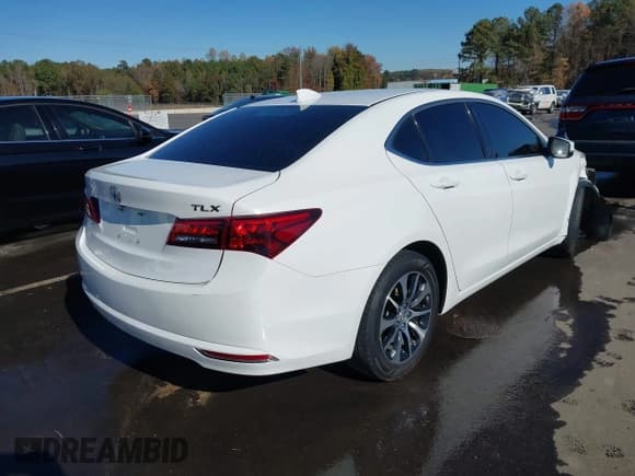 ✅ 2017 Acura TLX Technology • VIN: 19UUB1F56HA003092 • Lot: 43654818. Wystawiony na IAAI z przebiegiem 131 694 mil. Bezpłatny archiwum sprzedaży aukcyjnych z USA i szczegółowy raport historii pojazdu na DreamBid. Zdjęcie 4.