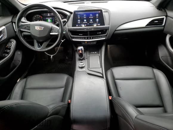 ✅ 2022 Cadillac CT5 Luxury • VIN: 1G6DM5RK6N0113436 • Lot: 59493495. Wystawiony na Copart z przebiegiem 58 909 mil. Bezpłatny archiwum sprzedaży aukcyjnych z USA i szczegółowy raport historii pojazdu na DreamBid. Zdjęcie 8.