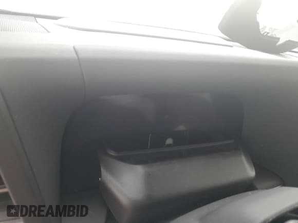 ✅ 2024 Lexus GX 550 Premium • VIN: JTJTBCDX1R5031853 • Lot: 81679405. Wystawiony na Copart z przebiegiem Nie podano. Bezpłatny archiwum sprzedaży aukcyjnych z USA i szczegółowy raport historii pojazdu na DreamBid. Zdjęcie 9.