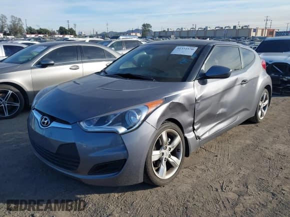✅ 2012 Hyundai Veloster w/Gray Int • VIN: KMHTC6AD9CU074924 • Lot: 41372570. Wystawiony na IAAI z przebiegiem 67 291 mil. Bezpłatny archiwum sprzedaży aukcyjnych z USA i szczegółowy raport historii pojazdu na DreamBid. Zdjęcie 2.