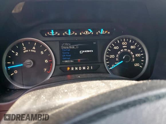 ✅ 2017 Ford F-150 XL • VIN: 1FTEW1CF3HKC91698 • Лот: 81887255. Опубликован ранее на Copart с пробегом 113 622 миль. Бесплатный доступ к архиву аукционных продаж из США и подробный отчёт об истории автомобиля на DreamBid. Изображение 9.