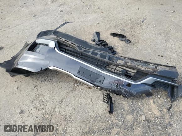 ✅ 2023 Kia Carnival LX • VIN: KNDNB4H34P6235353 • Lot: 84831845. Listed on Copart with 42,364 mi. Free auction sales archive from the USA and detailed vehicle history report at DreamBid. Image 13.