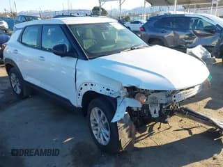 ✅ 2024 Chevrolet TrailBlazer LS • VIN: KL79MMSL4RB074658 • Лот: 41750214. Опубликован ранее на IAAI с пробегом 5 696 миль. Бесплатный доступ к архиву аукционных продаж из США и подробный отчёт об истории автомобиля на DreamBid. Изображение 1.