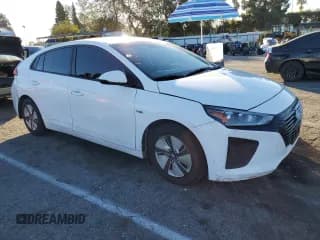 ✅ 2019 Hyundai Ioniq Blue • VIN: KMHC65LC1KU180529 • Lot: 85580444. Wystawiony na Copart z przebiegiem 106 894 mil. Bezpłatny archiwum sprzedaży aukcyjnych z USA i szczegółowy raport historii pojazdu na DreamBid. Zdjęcie 4.