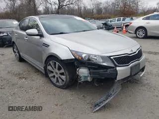 ✅ 2013 Kia Optima SX • VIN: 5XXGR4A65DG152181 • Lot: 43797437. Listed on IAAI with 171,924 mi. Free auction sales archive from the USA and detailed vehicle history report at DreamBid. Image 1.