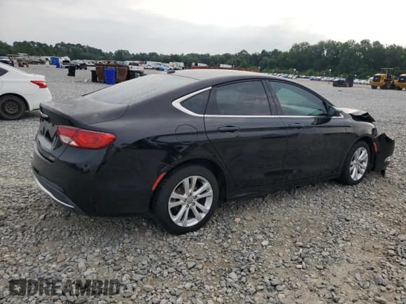 ✅ 2015 Chrysler 200 Limited • VIN: 1C3CCCAB0FN646046 • Lot: 63771975. Wystawiony na Copart z przebiegiem 134 847 mil. Bezpłatny archiwum sprzedaży aukcyjnych z USA i szczegółowy raport historii pojazdu na DreamBid. Zdjęcie 3.