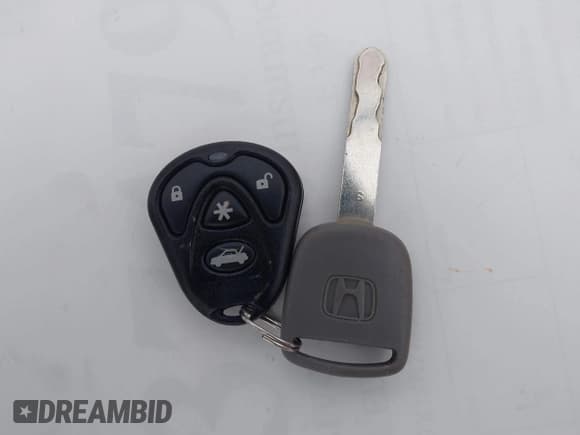 ✅ 2008 Honda Accord LX-P • VIN: 1HGCP26438A024718 • Lot: 43753337. Listed on IAAI with 141,844 mi. Free auction sales archive from the USA and detailed vehicle history report at DreamBid. Image 11.